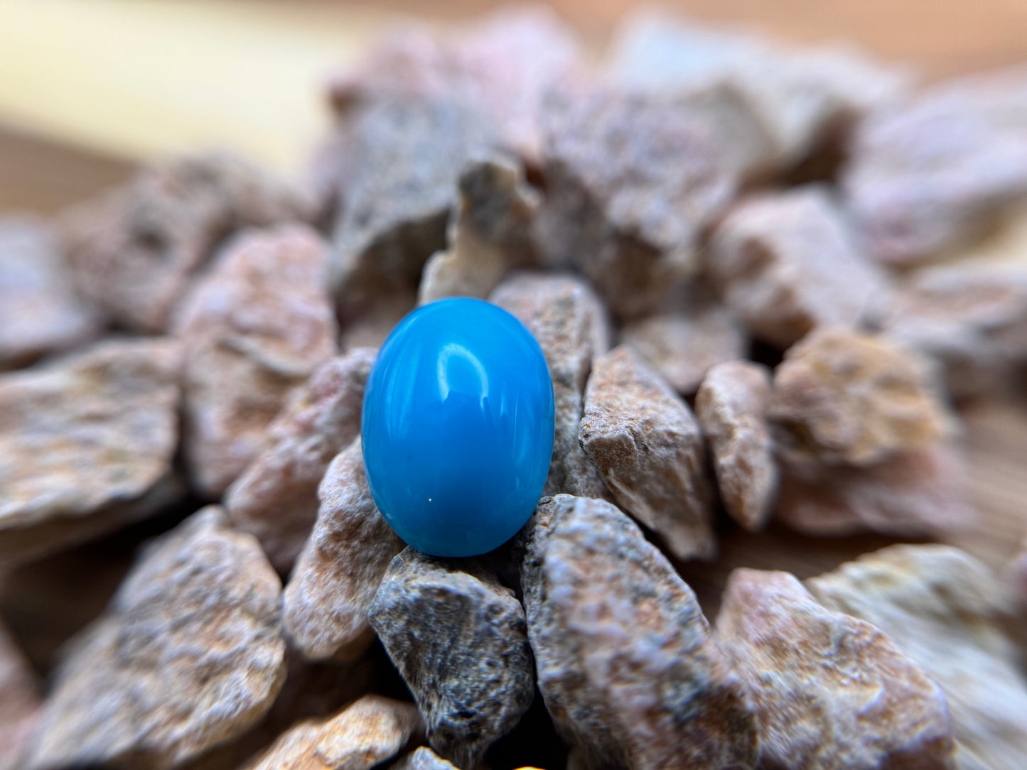 Persian Turquoise, Oval cabochon, 7.35 Carats